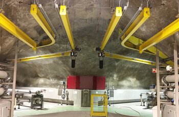 Monorail in tunnel system Suspension monorails with curves for goods transport