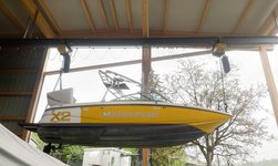 Synchronous electric chain hoists lift and transport boat 