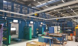 Aluminium Kransystem in Produktionshalle Aluminium Kran für das effiziente Güterhandling