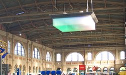 Electric chain hoists carry lighting in Zurich station